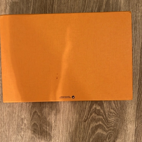 Louis Vuitton silk square - Picture 8 of 9